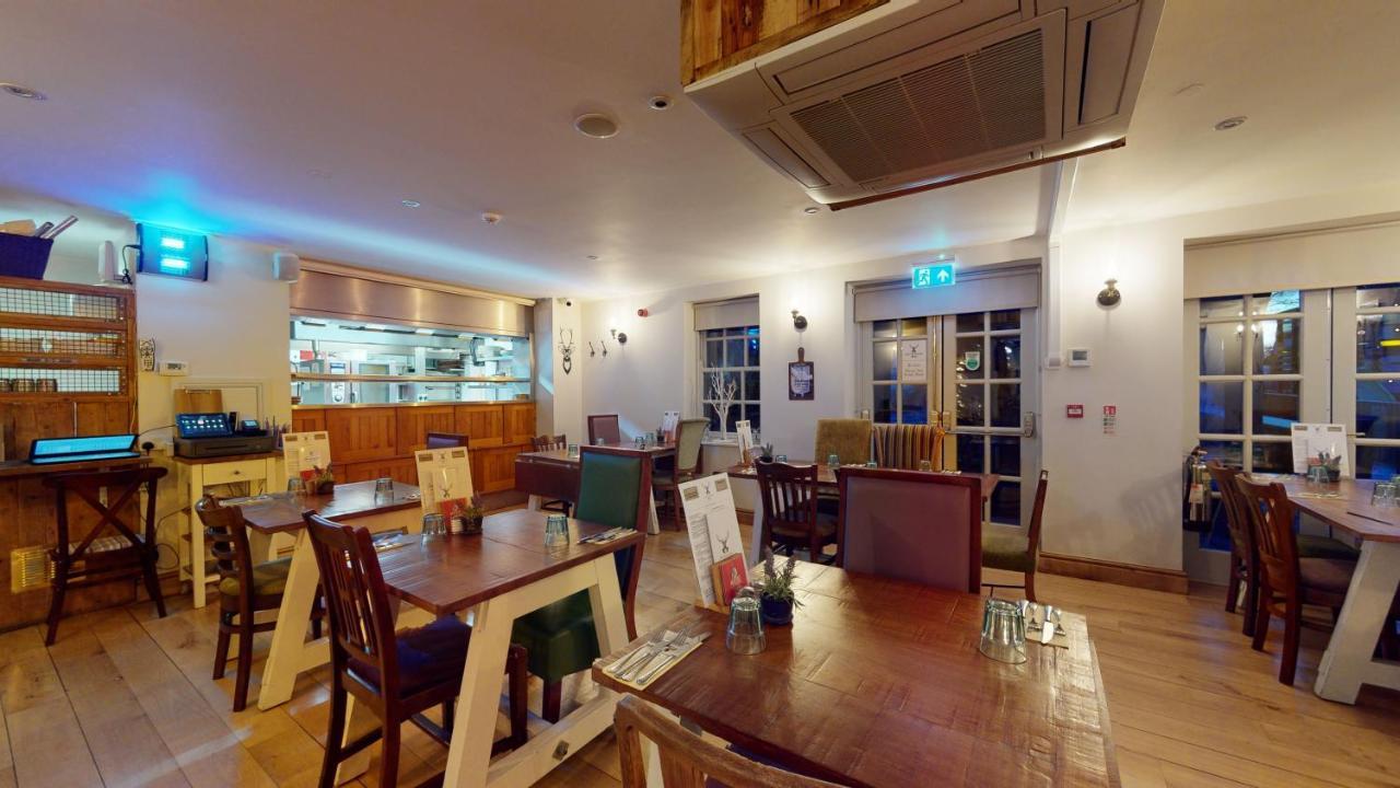 ホテル The Devonshire Arms Eckington  エクステリア 写真