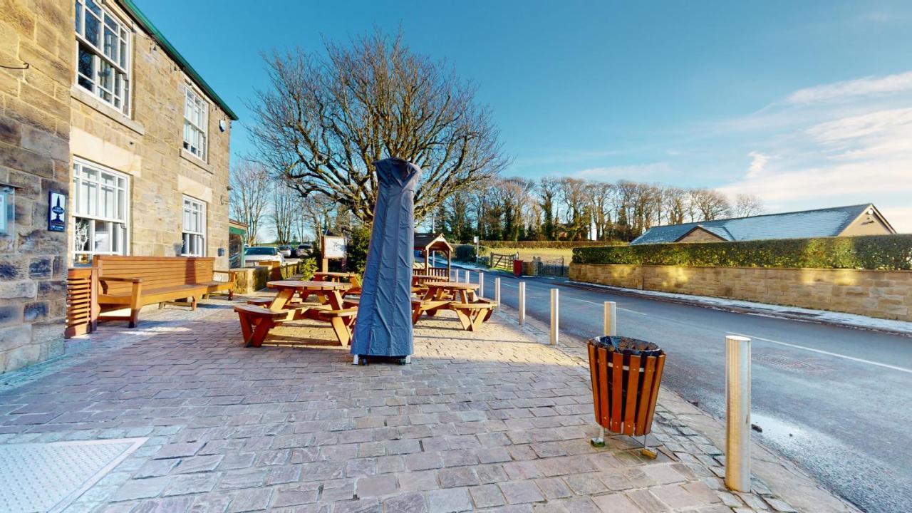 ホテル The Devonshire Arms Eckington  エクステリア 写真