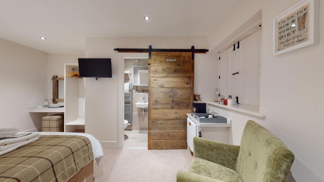 ホテル The Devonshire Arms Eckington  エクステリア 写真