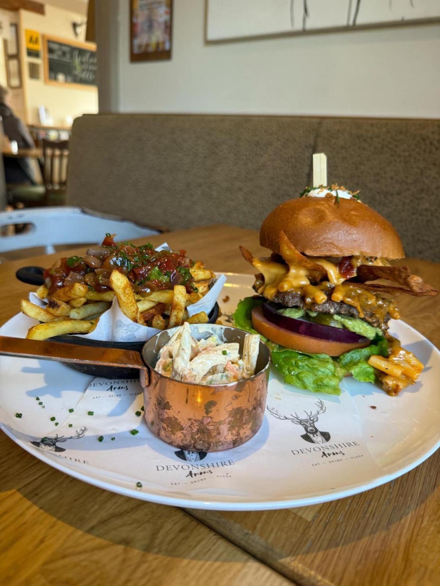ホテル The Devonshire Arms Eckington  エクステリア 写真